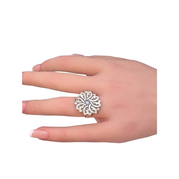 Unbranded Jewelry - 925 Sterling Silver Celtic Flower Ring Size 6.5
